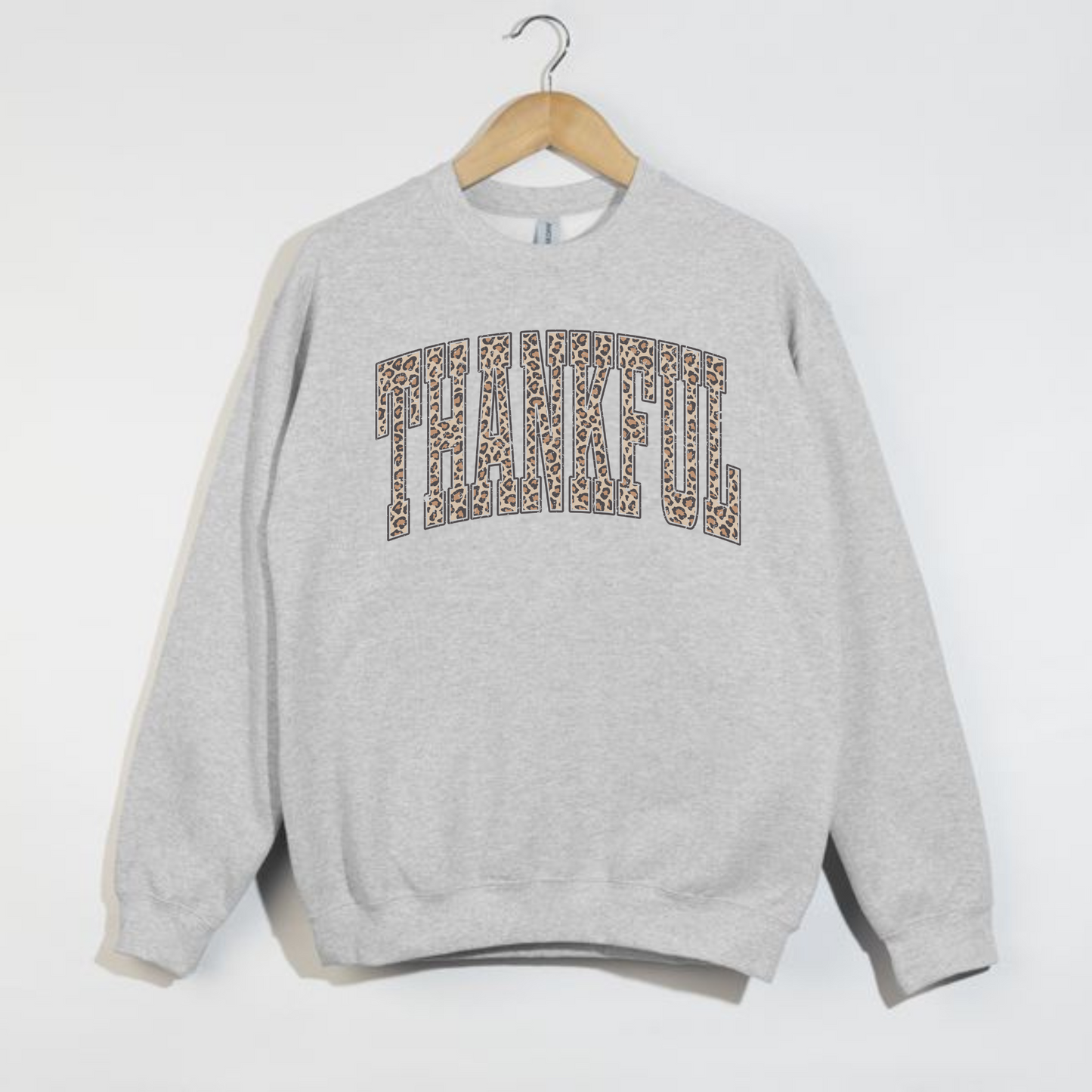 Thankful Leopard Print Sweatshirt – Fall Thanksgiving Crewneck