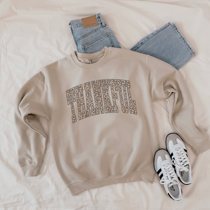 Thankful Leopard Print Sweatshirt – Fall Thanksgiving Crewneck